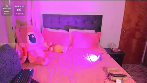 Kylie  online show from 02.14.26