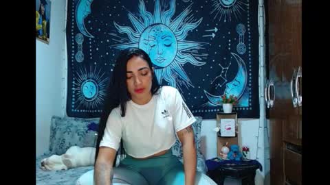 Snapshot of kylie_capricorn chatting on 11.12.25 kylie online show from 11.12.25