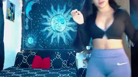 Snapshot of kylie_capricorn chatting on 02.02.26 kylie online show from 02.02.26