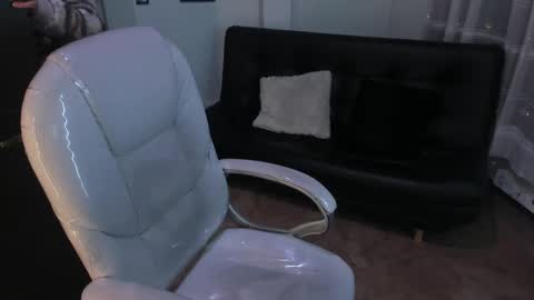 Snapshot of kylie_fire chatting on 02.25.25 kylie online show from 02.25.25