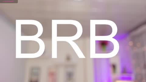 Snapshot of kylie_fire chatting on 10.03.25 kylie online show from 10.03.25