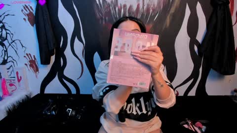 submissive demon Please help me to reach 500 thumbs up online show from 12.28.24