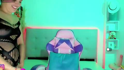 k ylie online show from 04.15.26