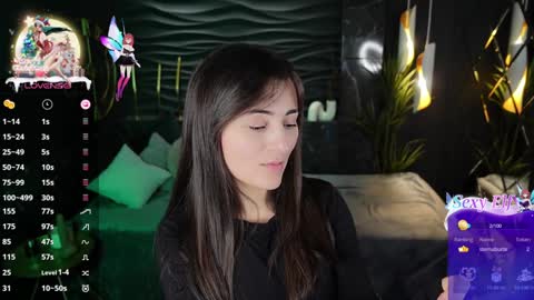 Snapshot of kylie_mellow chatting on 01.03.25 Kylie online show from 01.03.25