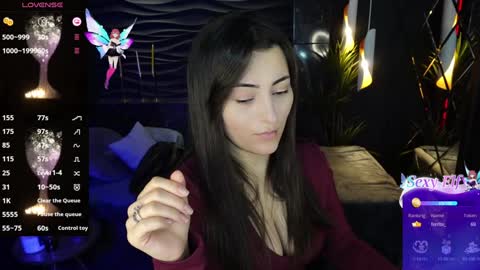 Snapshot of kylie_mellow chatting on 01.07.25 Kylie online show from 01.07.25