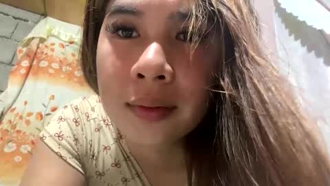 Snapshot of kylie_slut25 chatting on 02.17.26 kylie_slut25 online show from 02.17.26