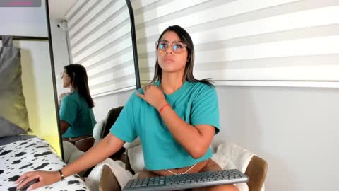 Kylie  online show from 12.30.24