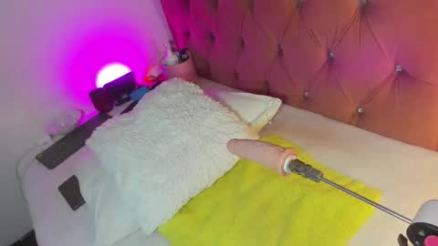 kylie Sttel online show from 03.22.26