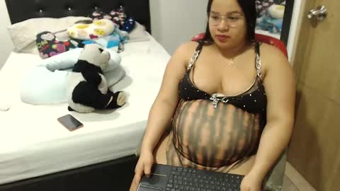 Instagram Kylie switch  followme  buy lovense here online show from 11.01.25