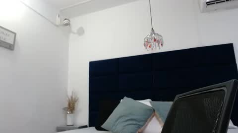 Snapshot of kyliebenson chatting on 10.08.25 Melissa online show from 10.08.25