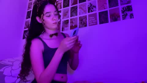 Snapshot of kylieexoxoxo2432 chatting on 01.17.25 Kylie online show from 01.17.25