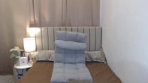 kyliefox22 online show from 03.10.26