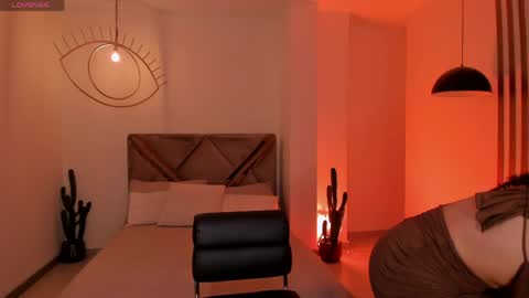 Kylie Jenkins online show from 04.11.26