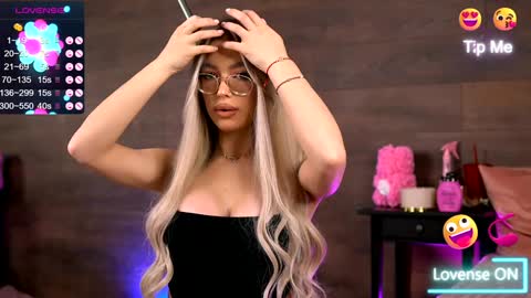 Kylie online show from 12.15.24