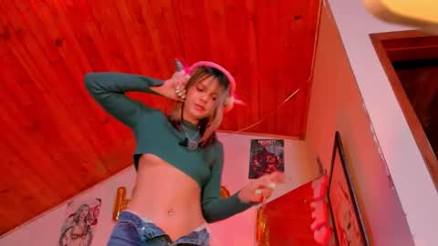 Snapshot of kyliekandy chatting on 03.02.26 online show from 03.02.26