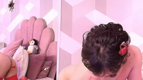 Kylie jl online show from 11.05.25