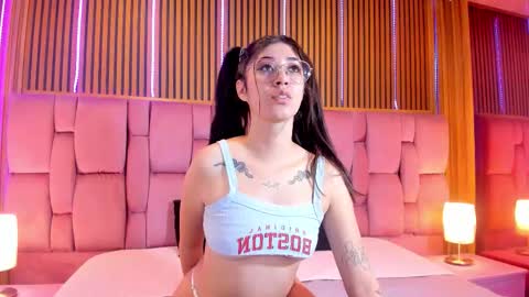  KYLIE  online show from 11.28.25