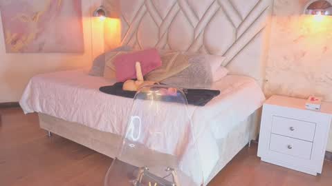 Snapshot of kylle_2050 chatting on 02.06.25 Kyle online show from 02.06.25