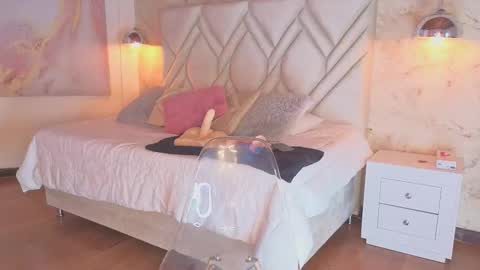 Snapshot of kylle_2050 chatting on 02.11.25 Kyle online show from 02.11.25