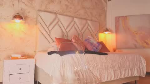 Snapshot of kylle_2050 chatting on 09.09.25 Kyle online show from 09.09.25