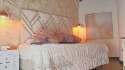 Snapshot of kylle_2050 chatting on 09.25.25 Kyle online show from 09.25.25