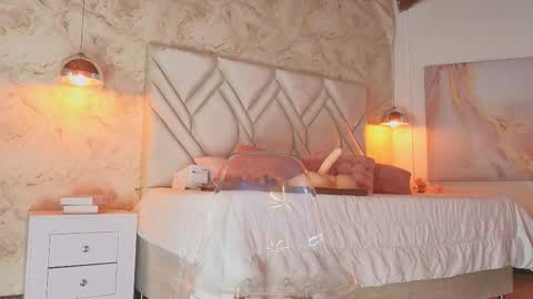 Snapshot of kylle_2050 chatting on 10.22.25 Kyle online show from 10.22.25