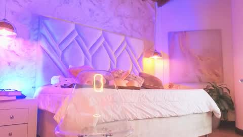 Snapshot of kylle_2050 chatting on 10.25.25 Kyle online show from 10.25.25