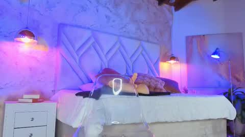 Snapshot of kylle_2050 chatting on 11.02.25 Kyle online show from 11.02.25