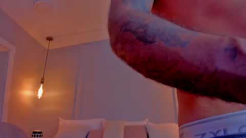 Kylliam Levis online show from 03.11.26