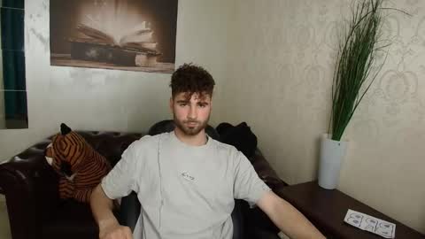 KyloEast online show from 05.06.26