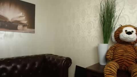 KyloEast online show from 05.27.26
