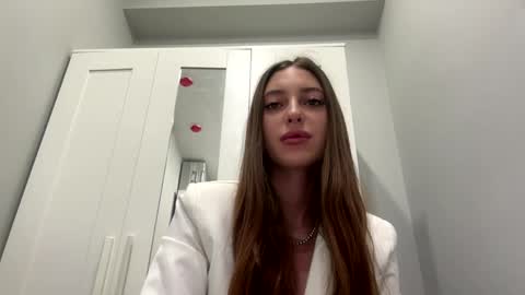 Selena online show from 03.23.26