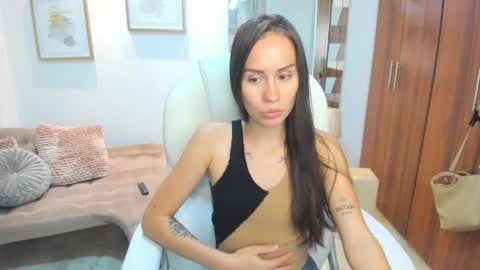 Kymberly online show from 01.02.25