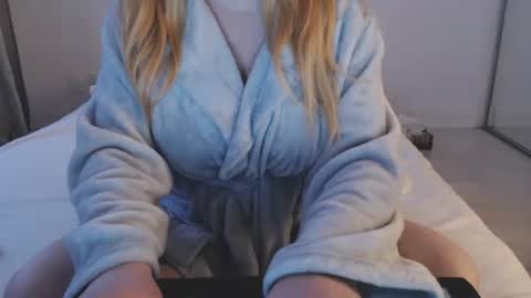 Snapshot of kymchi chatting on 11.09.25 Check Out My NSFW OnlyFans Link On Bio online show from 11.09.25