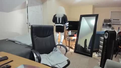 Kyran pronounced Kieran online show from 10.25.25