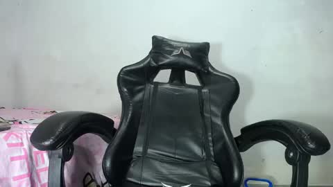 kyrasmith146749 online show from 06.04.26