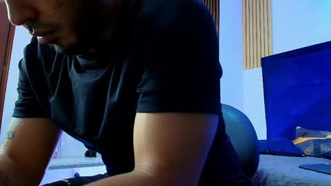 Snapshot of kyro_blaze chatting on 06.03.26 Kyro Blaze online show from 06.03.26