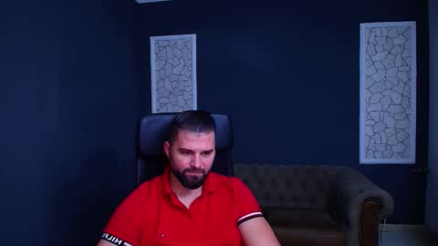 Snapshot of kysononyx chatting on 10.16.25 KysonOnyx online show from 10.16.25