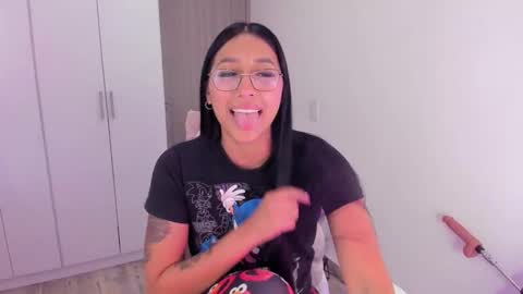 IG  online show from 02.17.26