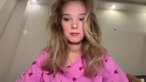 Snapshot of l1n4luv chatting on 05.02.26 lina online show from 05.02.26