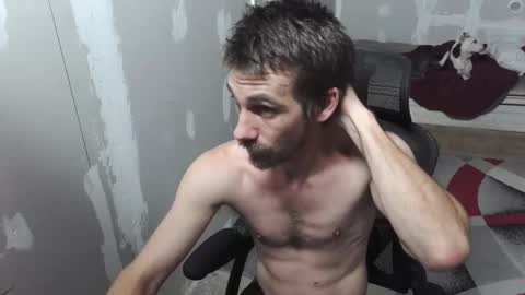 Snapshot of l1v1nth3dr3am chatting on 09.28.25 l1v1nth3dr3am online show from 09.28.25