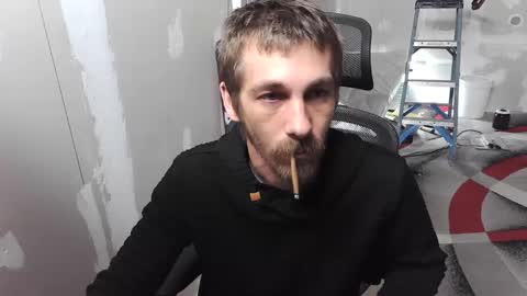 Snapshot of l1v1nth3dr3am chatting on 10.07.25 l1v1nth3dr3am online show from 10.07.25