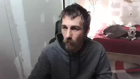 Snapshot of l1v1nth3dr3am chatting on 10.12.25 l1v1nth3dr3am online show from 10.12.25