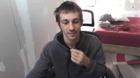 Snapshot of l1v1nth3dr3am chatting on 10.16.25 l1v1nth3dr3am online show from 10.16.25