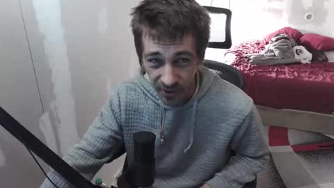 Snapshot of l1v1nth3dr3am chatting on 10.23.25 l1v1nth3dr3am online show from 10.23.25