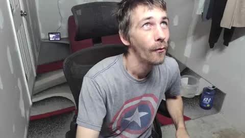 Snapshot of l1v1nth3dr3am chatting on 10.27.25 l1v1nth3dr3am online show from 10.27.25