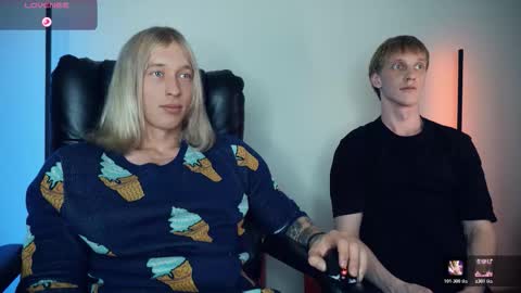 Snapshot of l_adonis_l chatting on 11.01.25 Adonis online show from 11.01.25