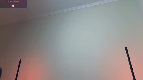 Snapshot of l_adonis_l chatting on 11.09.25 Adonis online show from 11.09.25