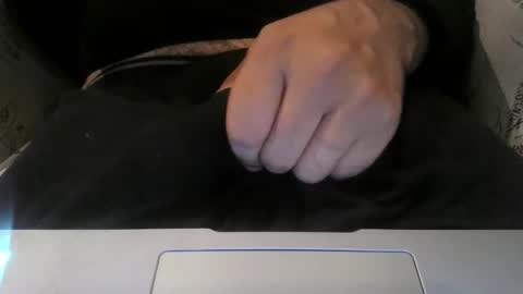 la_guyy online show from 10.16.25