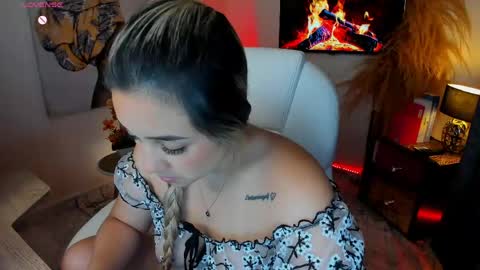 Snapshot of la_venezolana chatting on 04.27.26 Vero online show from 04.27.26